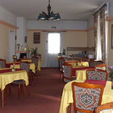 Hotel Du Cygne Beauvais Esterno foto