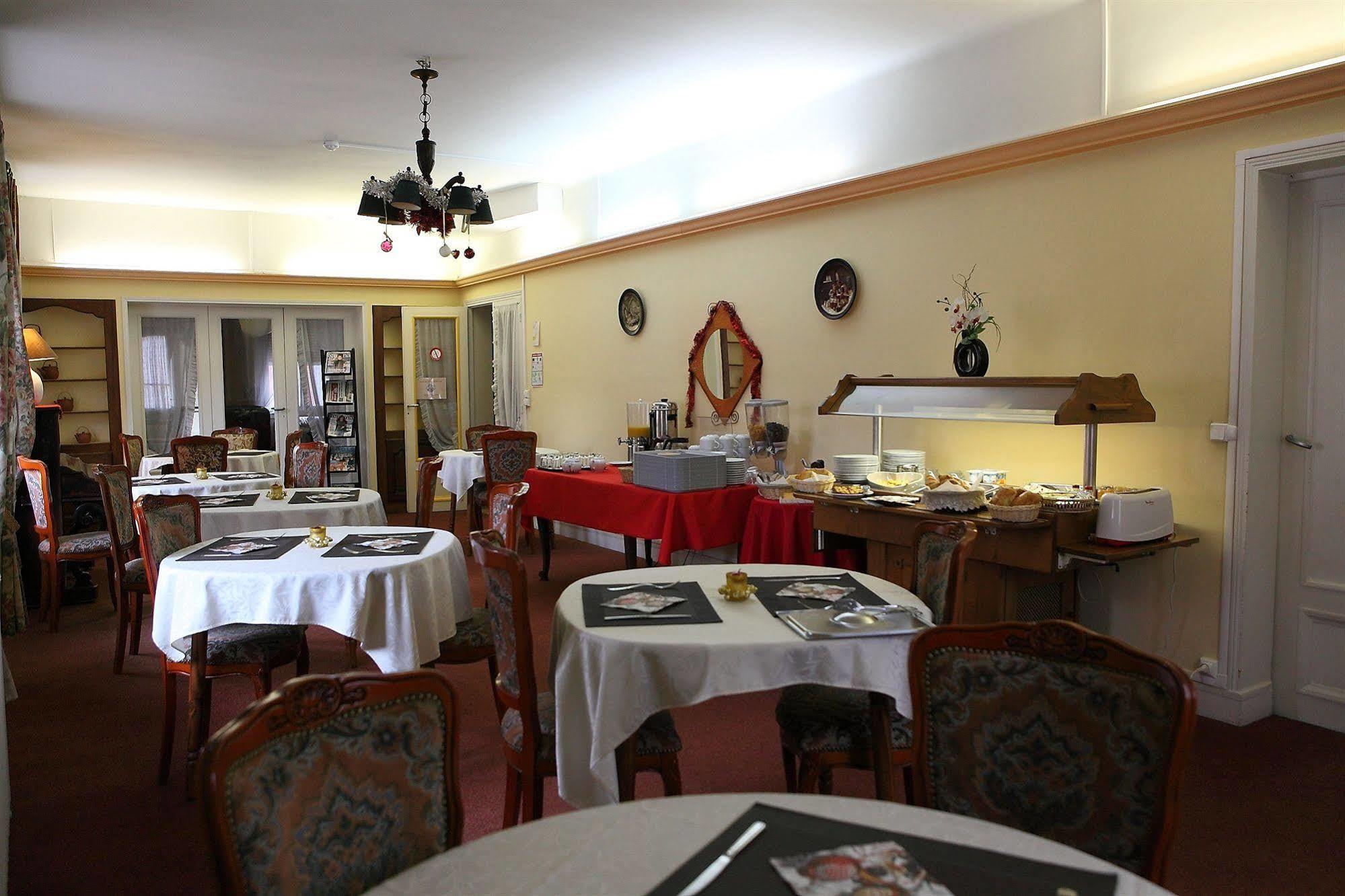 Hotel Du Cygne Beauvais Esterno foto